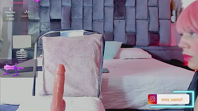 ema  saenz online show from 01/28/25, 07:22