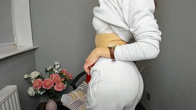 AfinaCutie online show from 12/16/24, 07:48