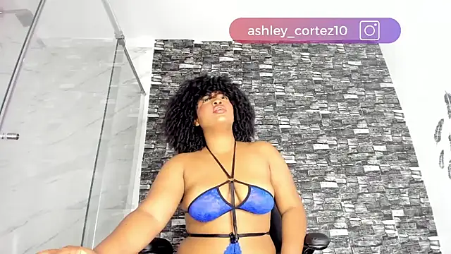 Snapshot of ashley_crotez chatting on 03/16/25, 06:23 ashley crotez online show from 03/16/25, 06:23