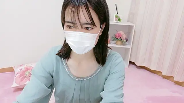 QoMeioQ online show from 10/24/25, 10:33