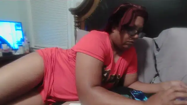 Snapshot of ebonyred chatting on 03/02/26, 02:14 ebonyred online show from 03/02/26, 02:14