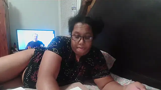 Snapshot of ebonyred chatting on 03/23/26, 01:20 ebonyred online show from 03/23/26, 01:20