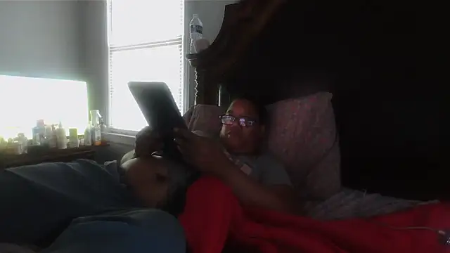 Snapshot of ebonyred chatting on 04/05/26, 08:50 ebonyred online show from 04/05/26, 08:50