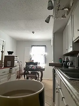 Snapshot of ebonyred chatting on 04/21/26, 01:39 ebonyred online show from 04/21/26, 01:39