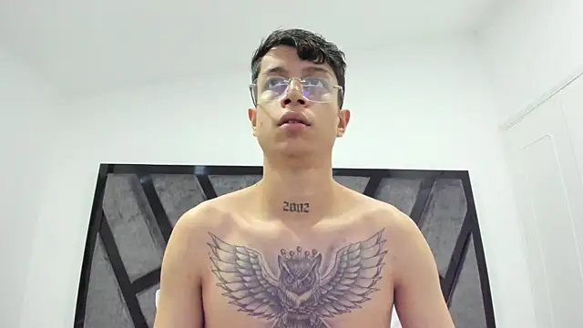 Snapshot of AgarEvans chatting on 01/15/25, 05:19 AgarEvans online show from 01/15/25, 05:19