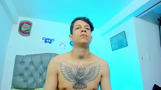 Snapshot of AgarEvans chatting on 09/15/25, 04:34 AgarEvans online show from 09/15/25, 04:34