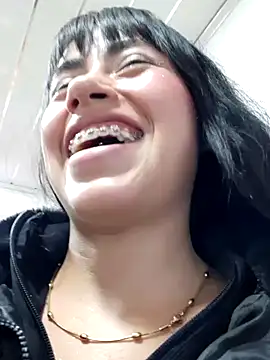 Snapshot of sylvana_19 chatting on 12/31/24, 06:24 sylvana 19 online show from 12/31/24, 06:24