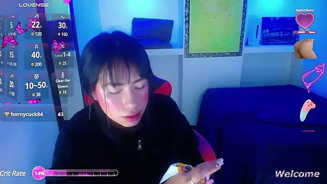 Snapshot of sylvana_19 chatting on 01/19/25, 09:23 sylvana 19 online show from 01/19/25, 09:23