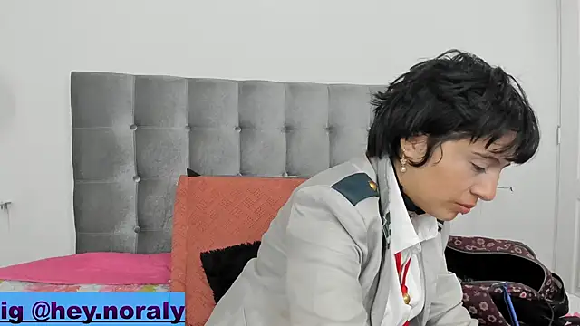 hey noraly online show from 02/18/25, 04:15