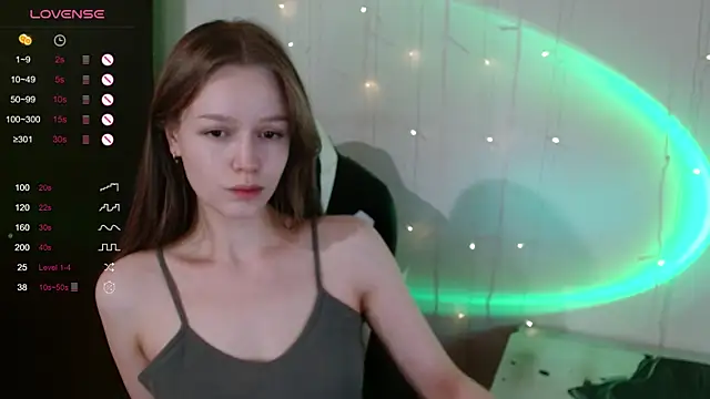 Snapshot of amelia_sweeti chatting on 11/01/25, 09:06 amelia sweeti online show from 11/01/25, 09:06