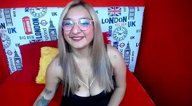  sweetcarla online show from 01/17/25, 02:18