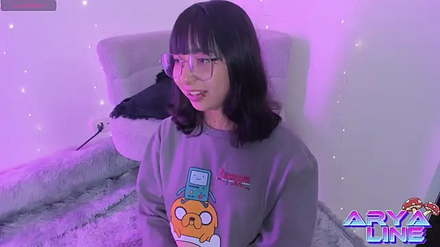 Snapshot of arysUwU chatting on 04/22/26, 02:36 arysUwU online show from 04/22/26, 02:36