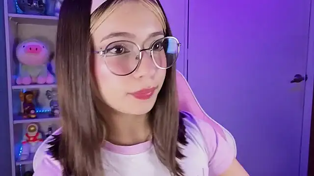 EmilyMiller  online show from 10/11/25, 05:11