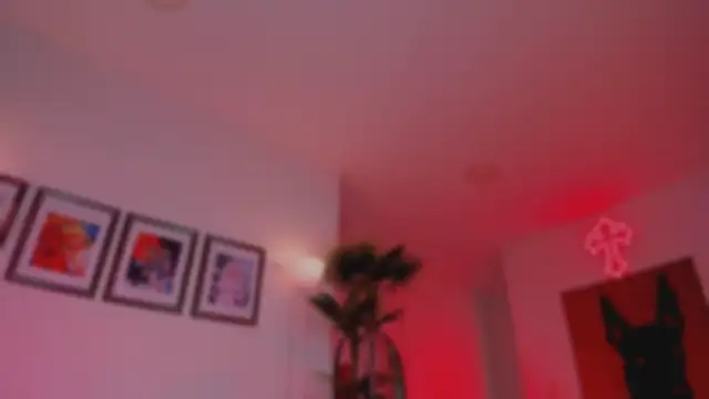 Snapshot of Taylor__foxxx chatting on 04/16/26, 04:24 Taylor foxxx online show from 04/16/26, 04:24