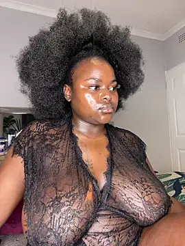 Snapshot of Honeycoco0211 chatting on 12/01/25, 01:10 Honeycoco0211 online show from 12/01/25, 01:10