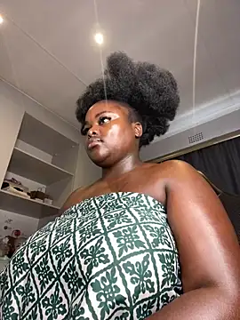 Honeycoco0211 online show from 03/08/26, 09:35