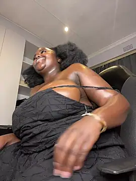 Honeycoco0211 online show from 03/23/26, 04:11