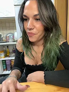 Lady Knaller online show from 10/23/25, 06:50