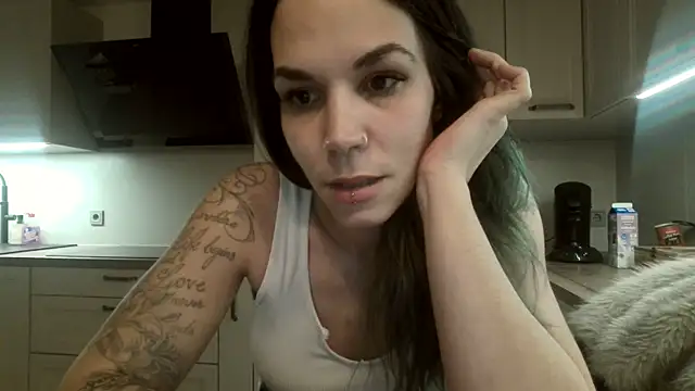 Lady Knaller online show from 12/20/25, 09:22