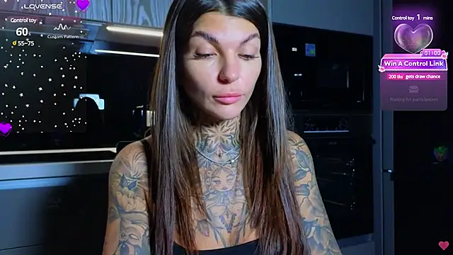 Snapshot of tattooedBabyy chatting on 01/10/25, 05:24 tattooedBabyy online show from 01/10/25, 05:24