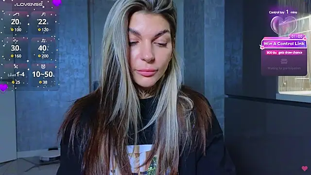 Snapshot of tattooedBabyy chatting on 01/26/25, 01:25 tattooedBabyy online show from 01/26/25, 01:25