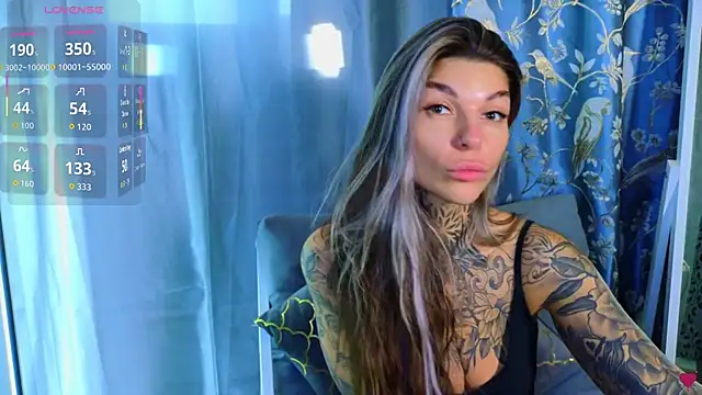 Snapshot of tattooedBabyy chatting on 10/09/25, 08:23 tattooedBabyy online show from 10/09/25, 08:23