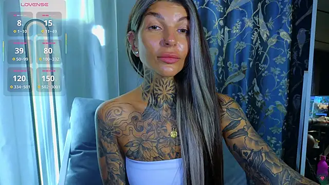 Snapshot of tattooedBabyy chatting on 10/27/25, 08:51 tattooedBabyy online show from 10/27/25, 08:51