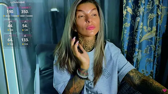 Snapshot of tattooedBabyy chatting on 11/07/25, 07:52 tattooedBabyy online show from 11/07/25, 07:52