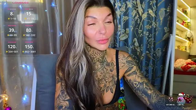 Snapshot of tattooedBabyy chatting on 12/14/25, 09:14 tattooedBabyy online show from 12/14/25, 09:14