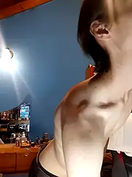 Snapshot of takumysexy chatting on 01/01/25, 02:41 takumysexy online show from 01/01/25, 02:41