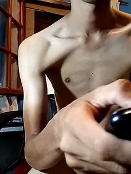 Snapshot of takumysexy chatting on 03/05/25, 02:03 takumysexy online show from 03/05/25, 02:03