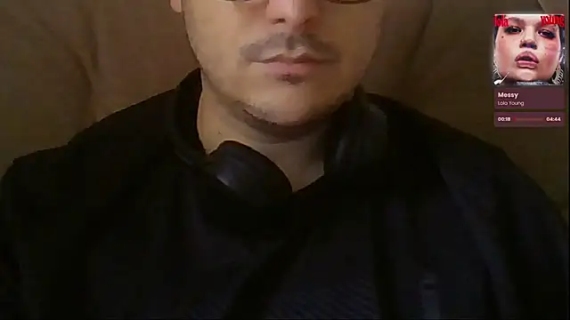 Snapshot of ShiitakeBR chatting on 03/20/25, 09:02 ShiitakeBR online show from 03/20/25, 09:02