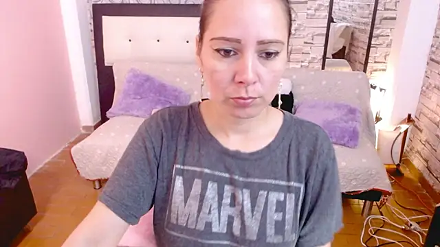 Snapshot of camila_delarosa chatting on 03/15/26, 12:22 camila delarosa online show from 03/15/26, 12:22