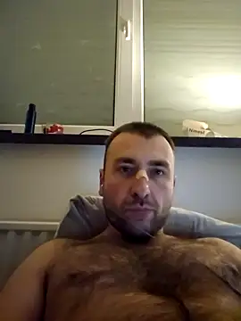 Snapshot of TIGERRR86 chatting on 01/12/25, 03:39 TIGERRR86 online show from 01/12/25, 03:39