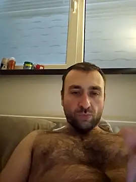 Snapshot of TIGERRR86 chatting on 02/20/25, 03:41 TIGERRR86 online show from 02/20/25, 03:41