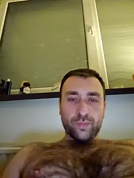 Snapshot of TIGERRR86 chatting on 03/15/25, 09:27 TIGERRR86 online show from 03/15/25, 09:27