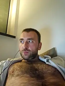 Snapshot of TIGERRR86 chatting on 09/13/25, 03:28 TIGERRR86 online show from 09/13/25, 03:28