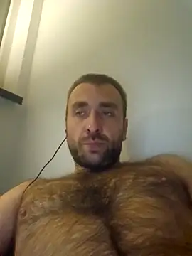 Snapshot of TIGERRR86 chatting on 09/17/25, 10:11 TIGERRR86 online show from 09/17/25, 10:11