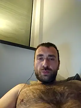 Snapshot of TIGERRR86 chatting on 09/27/25, 12:26 TIGERRR86 online show from 09/27/25, 12:26