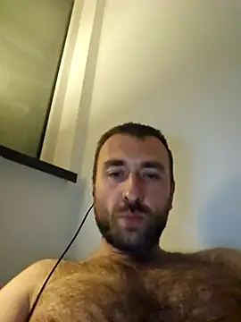 Snapshot of TIGERRR86 chatting on 09/28/25, 01:22 TIGERRR86 online show from 09/28/25, 01:22