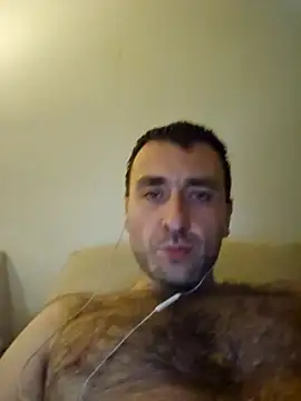 Snapshot of TIGERRR86 chatting on 10/24/25, 11:34 TIGERRR86 online show from 10/24/25, 11:34