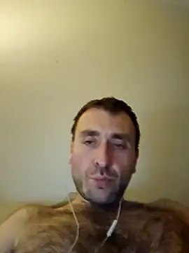 Snapshot of TIGERRR86 chatting on 10/27/25, 08:24 TIGERRR86 online show from 10/27/25, 08:24