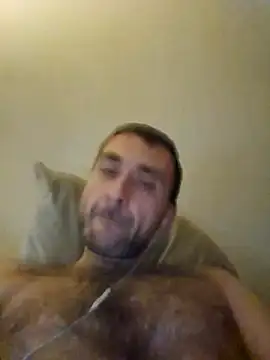 Snapshot of TIGERRR86 chatting on 10/31/25, 09:49 TIGERRR86 online show from 10/31/25, 09:49