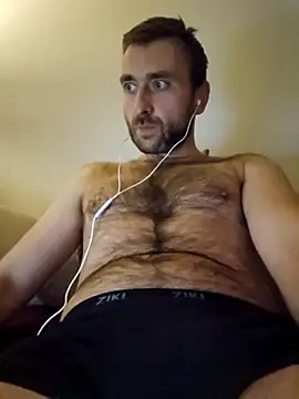 Snapshot of TIGERRR86 chatting on 11/16/25, 04:29 TIGERRR86 online show from 11/16/25, 04:29