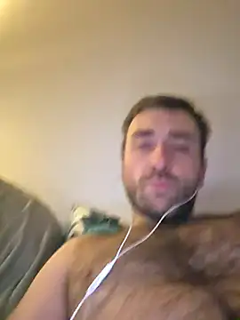 Snapshot of TIGERRR86 chatting on 02/15/26, 09:22 TIGERRR86 online show from 02/15/26, 09:22