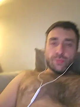 Snapshot of TIGERRR86 chatting on 02/16/26, 09:00 TIGERRR86 online show from 02/16/26, 09:00