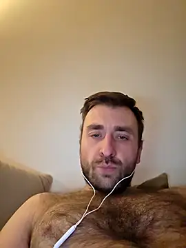 Snapshot of TIGERRR86 chatting on 02/21/26, 11:39 TIGERRR86 online show from 02/21/26, 11:39