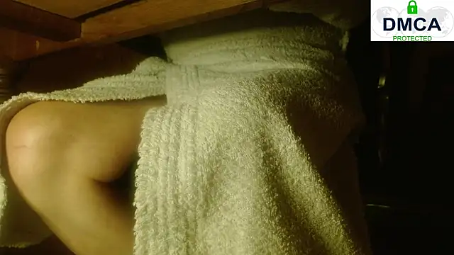 Snapshot of freaky_570 chatting on 02/17/26, 04:53 freaky 570 online show from 02/17/26, 04:53