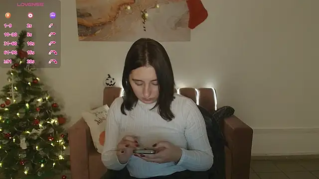 Snapshot of ElmiraPowers chatting on 12/08/24, 03:35 ElmiraPowers online show from 12/08/24, 03:35