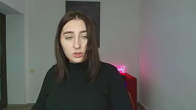 Snapshot of ElmiraPowers chatting on 12/17/24, 12:33 ElmiraPowers online show from 12/17/24, 12:33